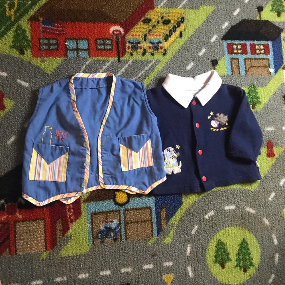 Super cute vintage baby boy tops 🤍 3-6 months